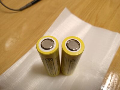LiitoKala Lii-40A 21700 Flat Top 4000mAh Battery – Unprotected High-Drain Cell Li-ion Battery for Flashlight, Vape Mods, and DIY Projects (1)
